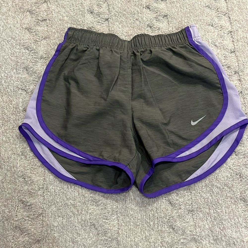 xs Nike shorts